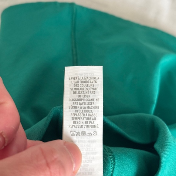 OFFLINE By Aerie Real Me Crossover Flowy Short size XS Green - Picture 7 of 11